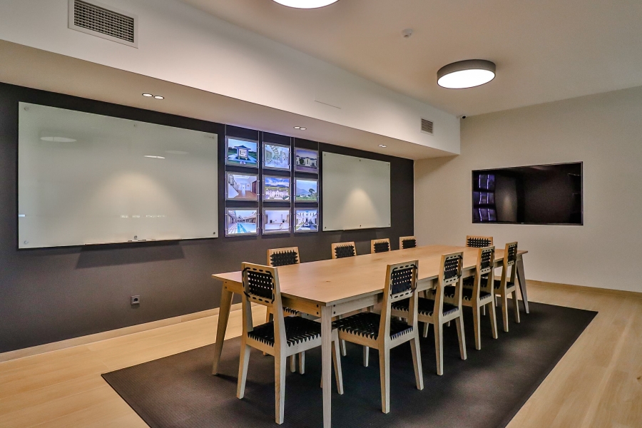 To Let commercial Property for Rent in Val De Vie Estate Western Cape